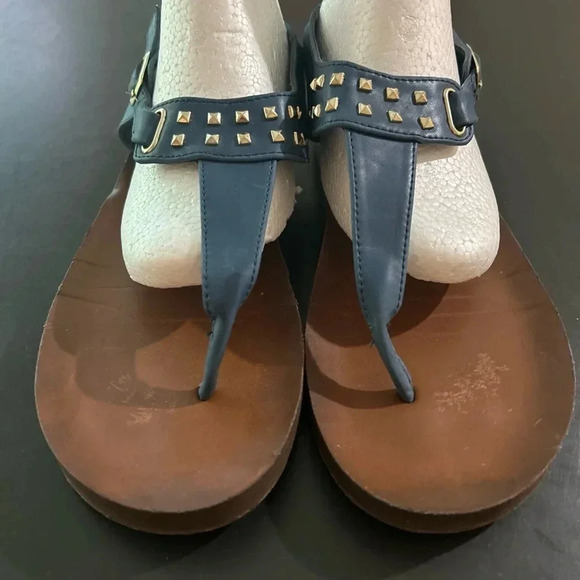 Tidewater sandals, blue with golden embellishment side buckles, size 8.5 - Picture 2 of 4